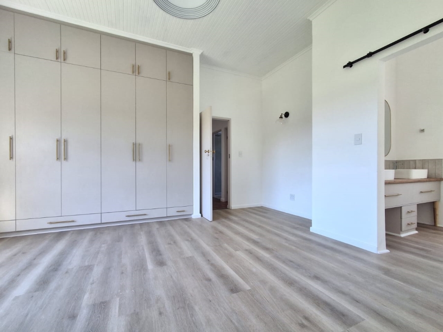 4 Bedroom Property for Sale in Stilbaai Wes Western Cape
